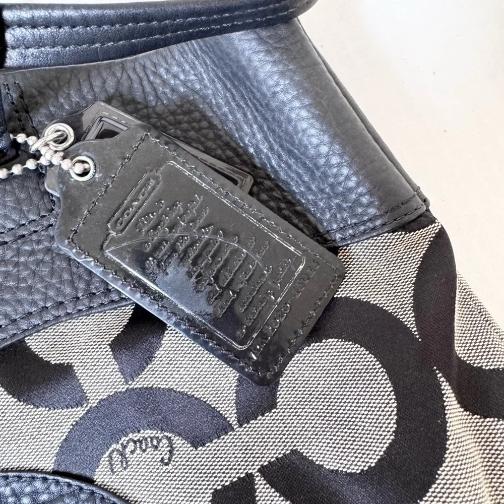 Coach 15013 Op Art Signature Bag